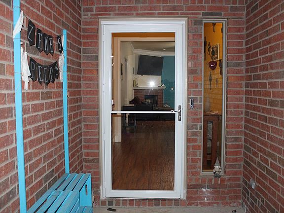 4th image of 409 Cabrillo Dr