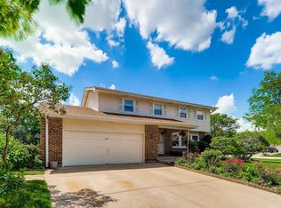 115 Mayer Ave, Wheeling, IL 60090