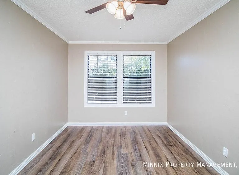 5209 15th St — Photo 36