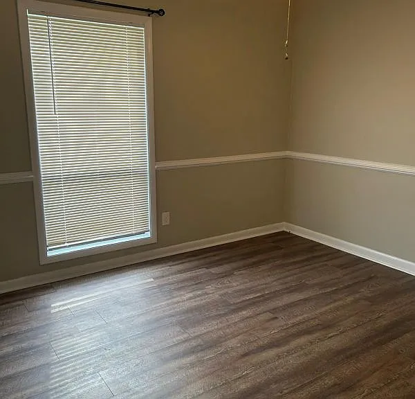 917 Odom Dr — Photo 25