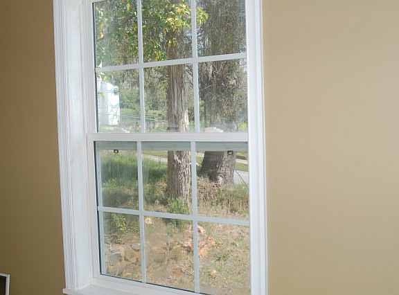 5th image of 411 Keen St