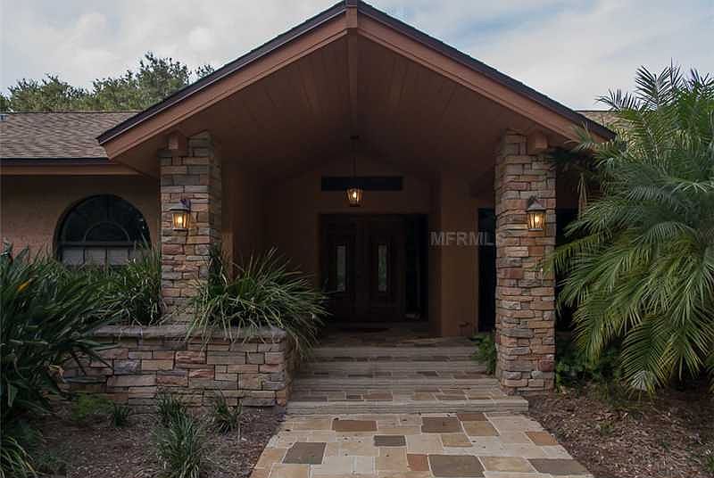 8945 Commodore Dr, Seminole, FL 33776 Zillow