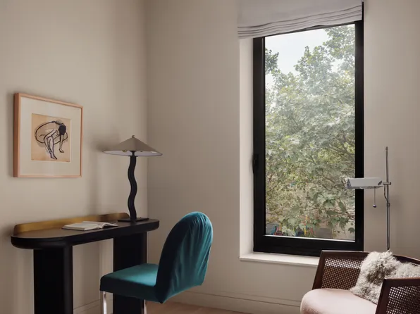 428 West 19th Street image 7 of 16