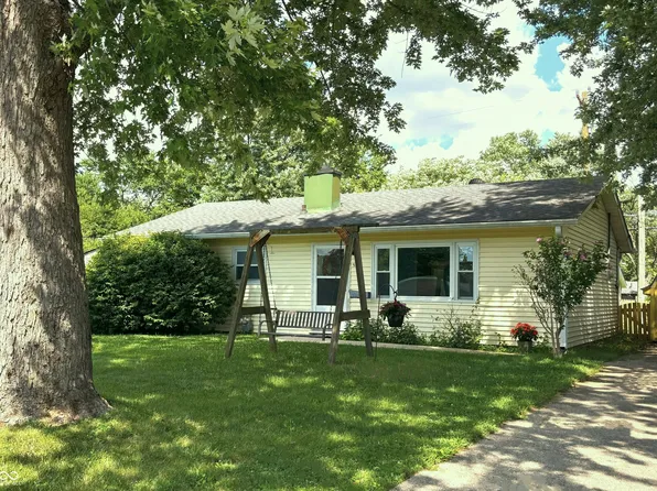 517 Sawmill Rd, New Whiteland, IN 46184