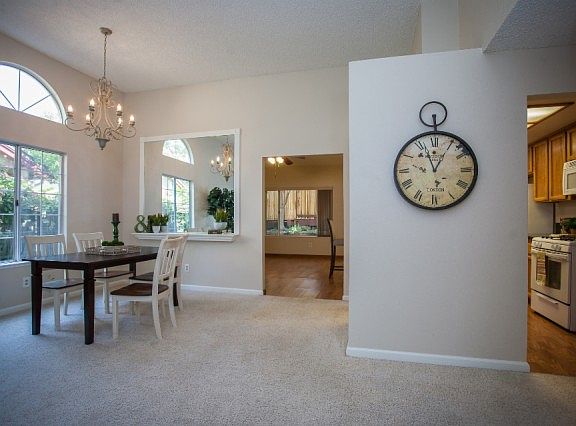 5th image of 5725 Terrace Dr