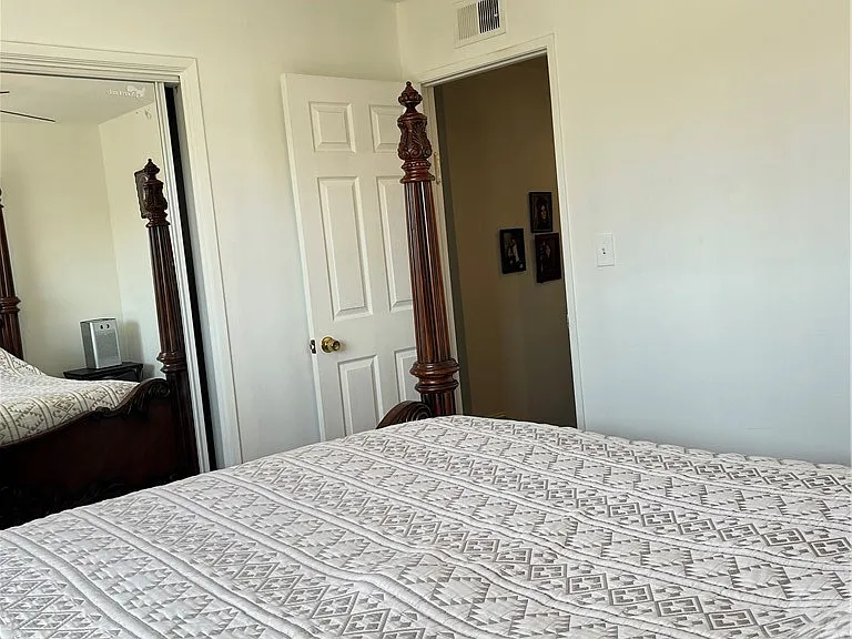 6251 Chimineas Ave — Photo 24
