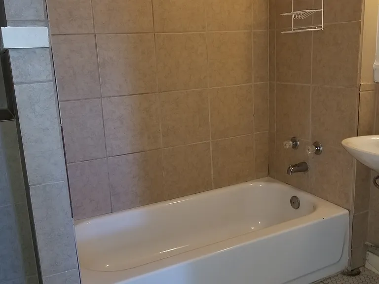 543 Park Ave #12 — Photo 21