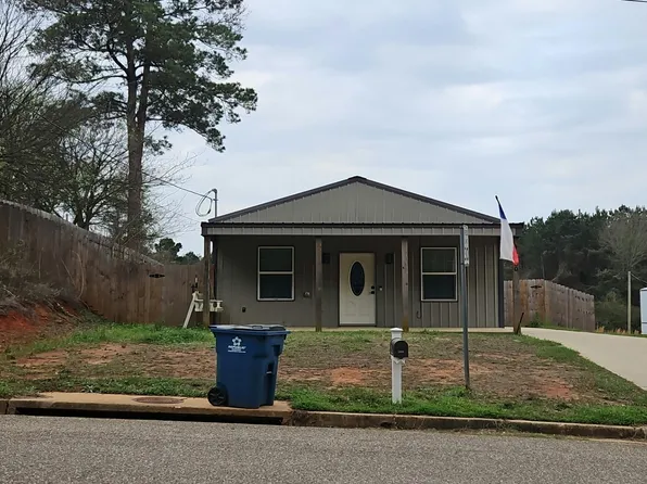 2100 Van Zandt Ave, Marshall, TX 75670