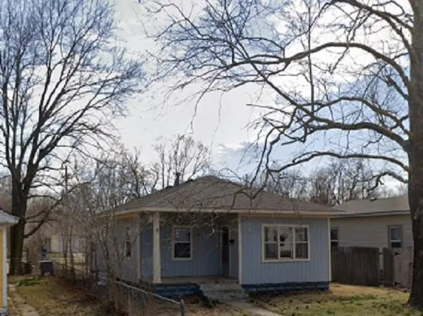 211 E 9th Ave, Hutchinson, KS 67501