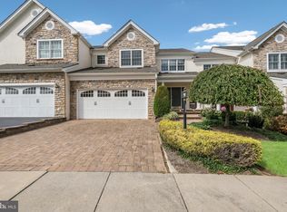 247 Sydney Rd, Holland, PA 18966