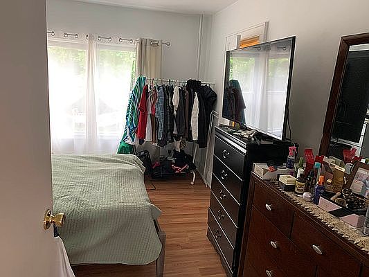 2nd image of 2409 23rd Ave #1