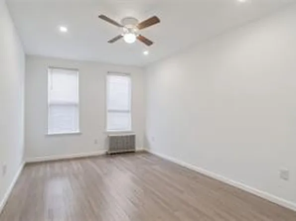 91-08 Liberty Avenue image 10 of 13