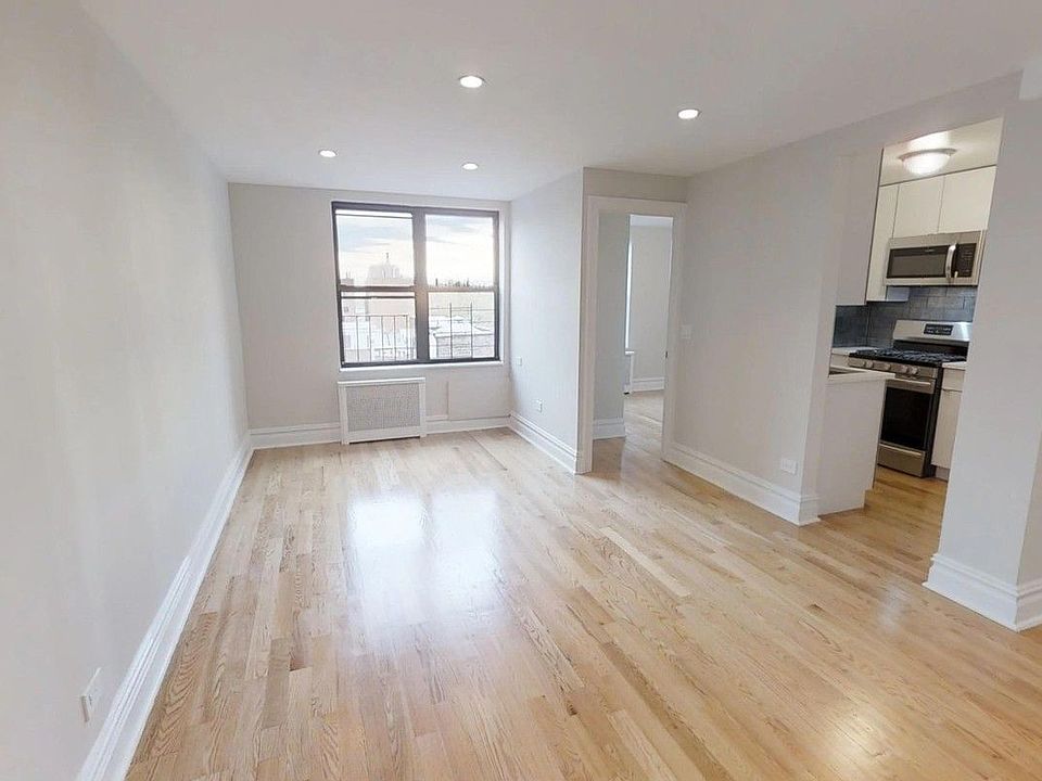 1st image of 132-40 Sanford Ave #6G