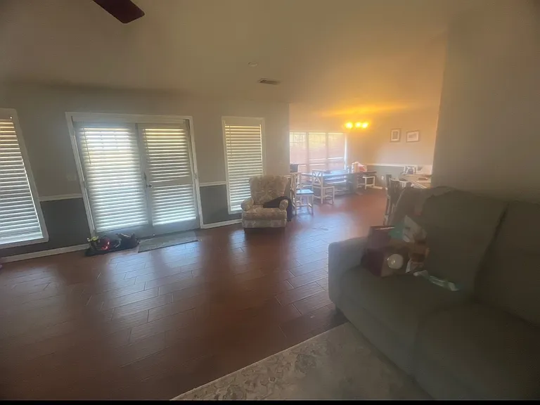 191 Hunter Rd — Photo 2