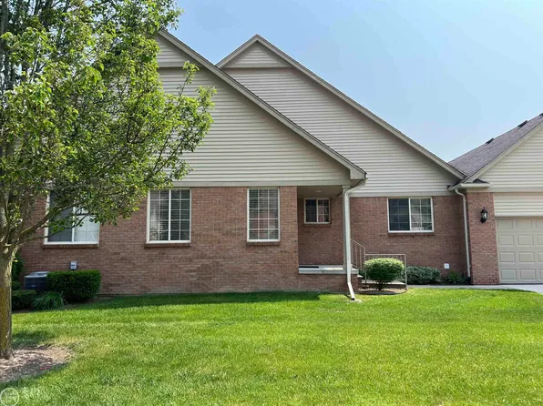 52264 Gabriella Ln, Macomb, MI 48042