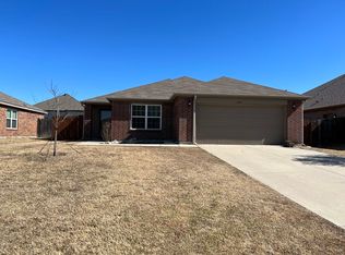 1427 Swan Ridge Dr, Sherman, TX 75092