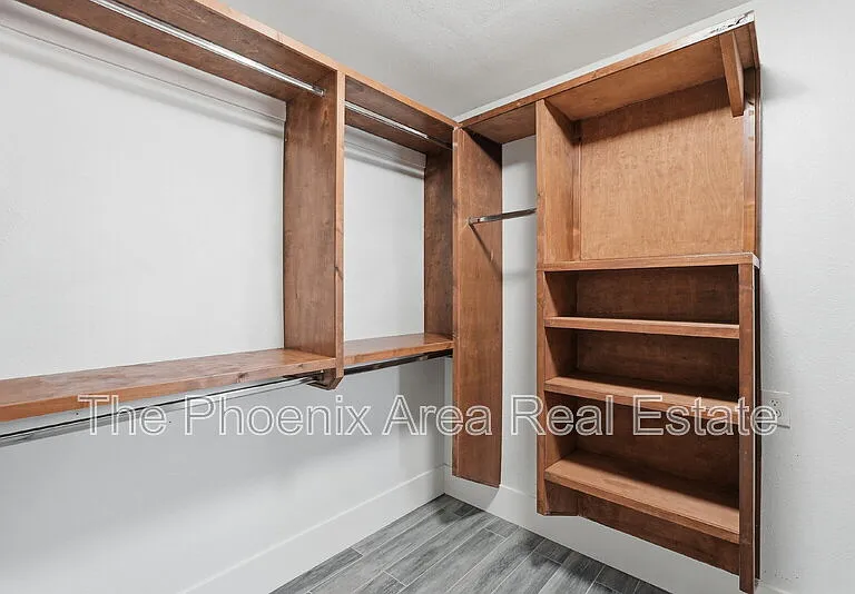 447 E Carson Dr — Photo 30