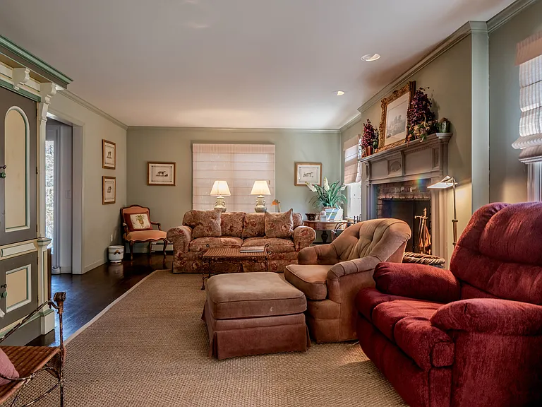 789 Accabonac Rd — Photo 6