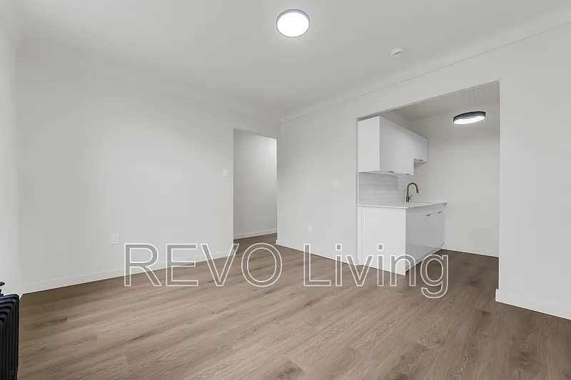 1 bed, 1.0 bath, $1,350 — Photo 3