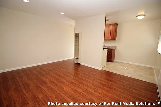 Marin Royal Apartments LLC — Photo 16
