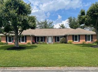 7740 Kingsmeade Rd, Powell, TN 37849