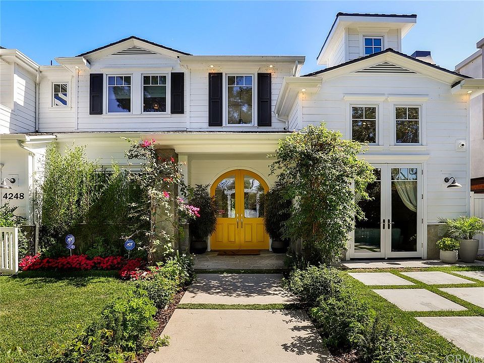 1st image of 4248 Babcock Ave