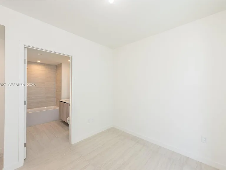 77 SE 5th St #3206 — Photo 21