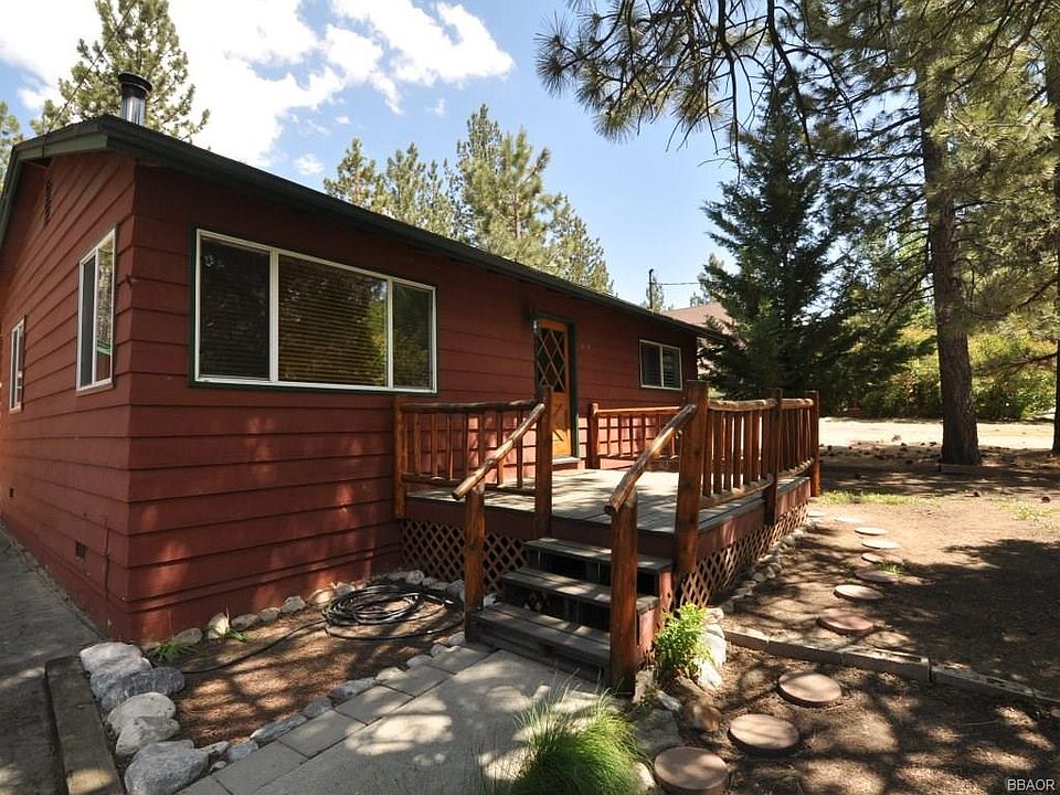 1st image of 395 Oriole Dr
