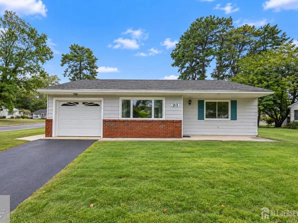 23 Maine Ave, Manchester Township, NJ 08759