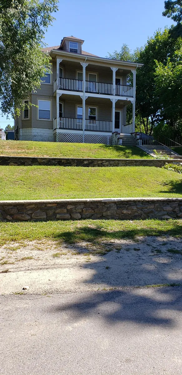 Building Photo - 11 Trenton St #1