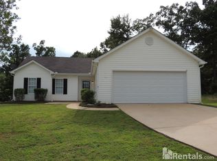 245 Mountain Ln, Covington, GA 30016