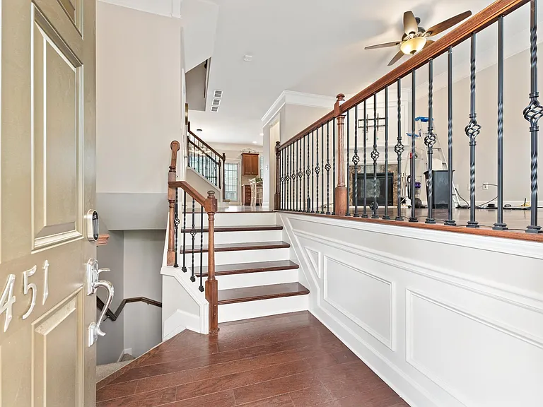 2451 Natoma Ct SE — Photo 4