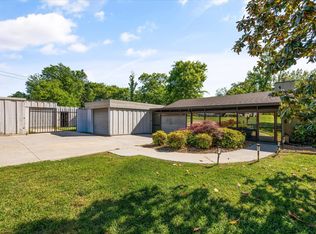 565 Hillcrest Cir, Etowah, TN 37331