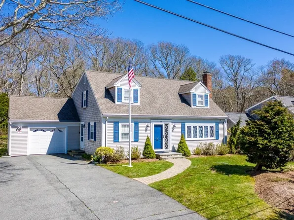 56 W Hyannisport Cir, Barnstable, MA 02630
