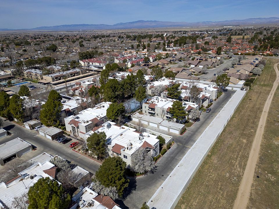 1st image of 2807 West St #K12-256