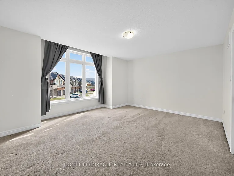 23 Pinot Cres #UPPER — Photo 28