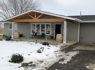 8391 Campbell Rd, Toppenish, WA 98948