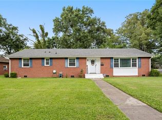 137 Afton Pkwy, Portsmouth, VA 23702