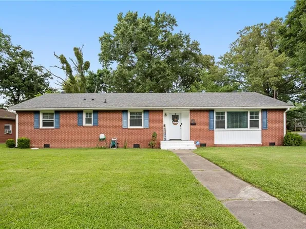 137 Afton Pkwy, Portsmouth, VA 23702