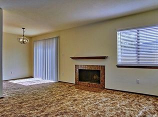 907 Nakomis Dr NE, Albuquerque, NM 87112