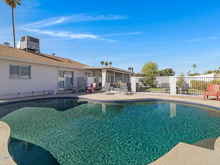 2064 E Minton Dr — Photo 5