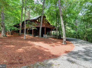 7533 Country Hills Dr, Huntingdon, PA 16652