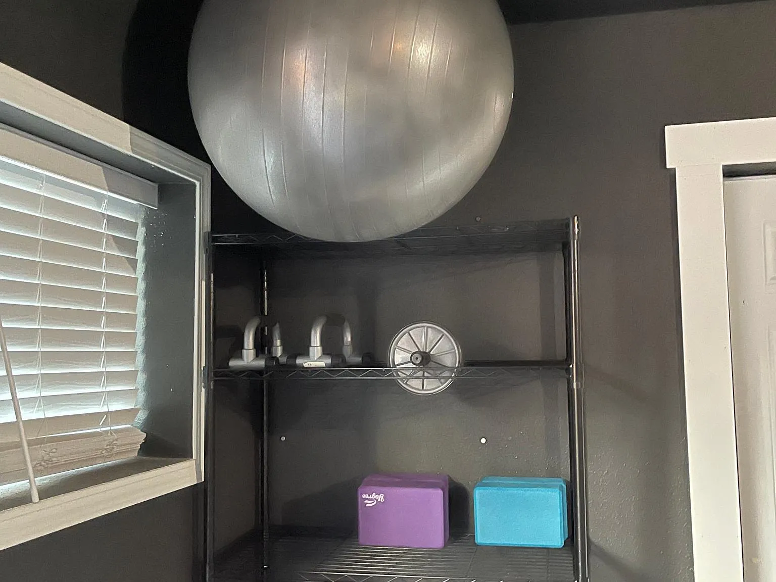 2 bed, 768 sqft, $1,450 — Photo 2