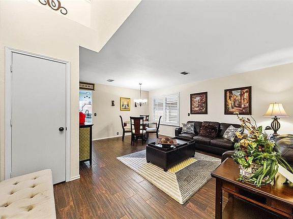 4th image of 3317 Bent Creek Dr