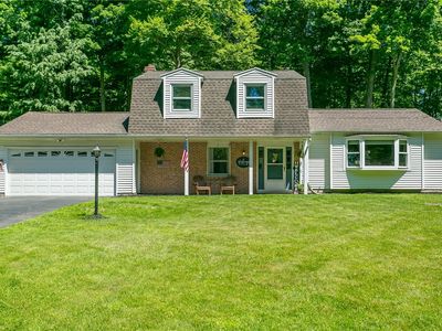 27 Pioneer Dr, Fairport, NY, 14450