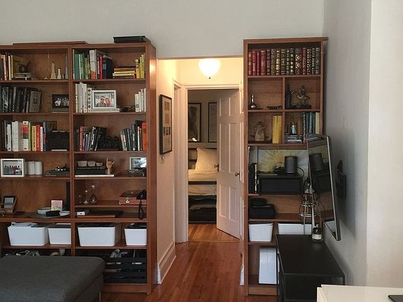 3rd image of 149 Willow St APT 4A