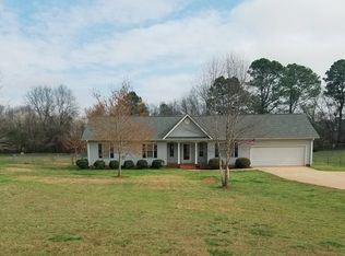 517 Hickory Ln, Pendleton, SC 29670