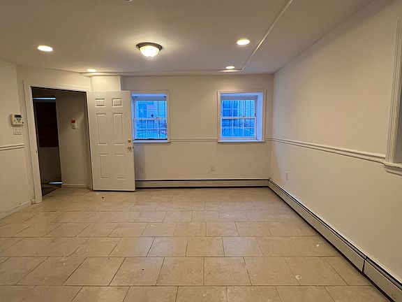 2nd image of 771 Whitehall Pl #1