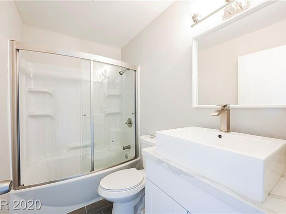 5th image of 5272 S Maryland Pkwy APT D
