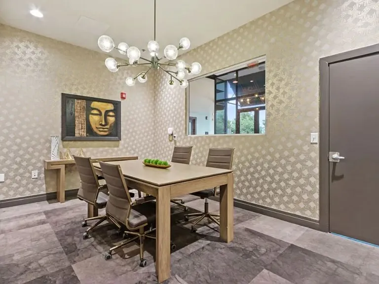 Residence at Tribeca — Photo 7
